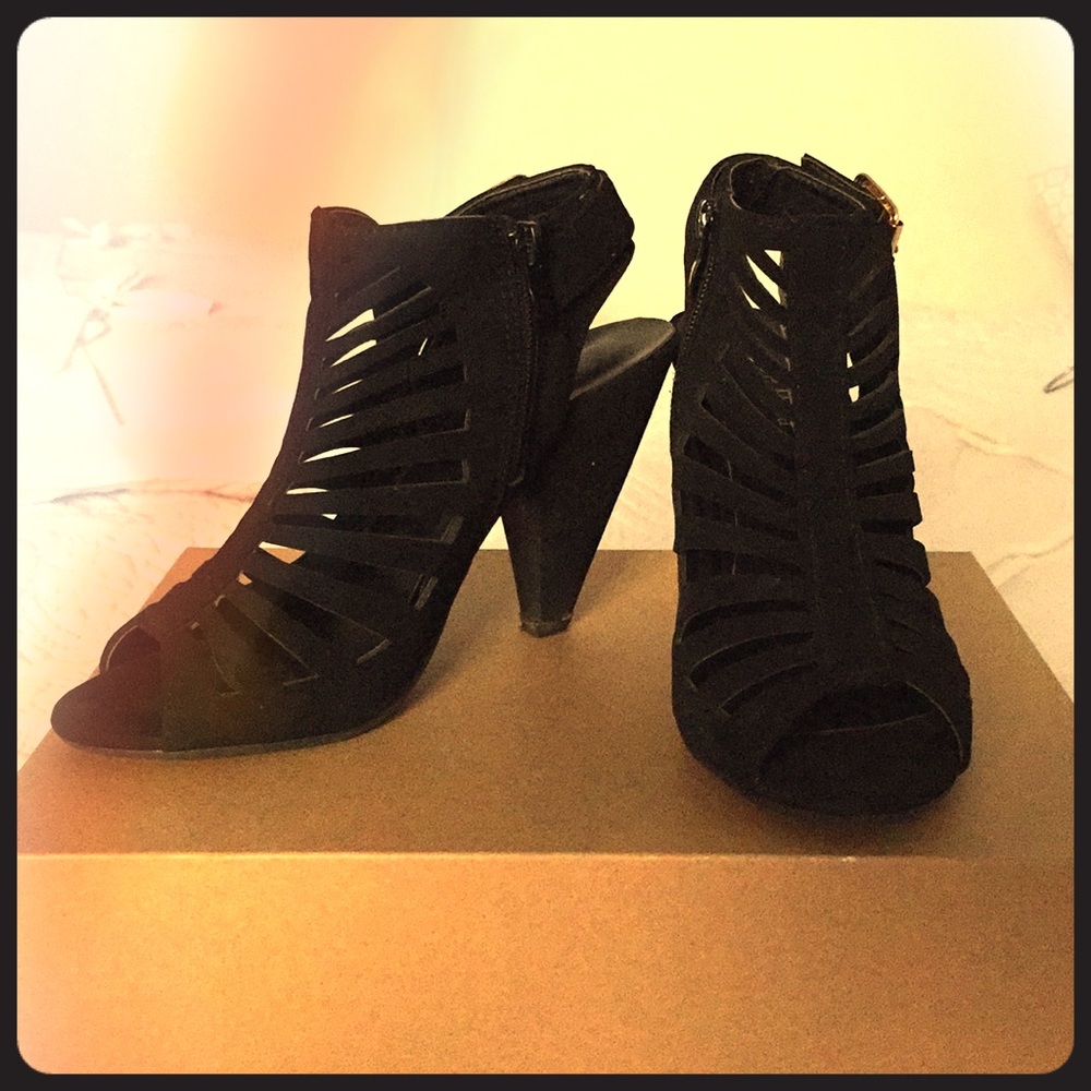 Black heels